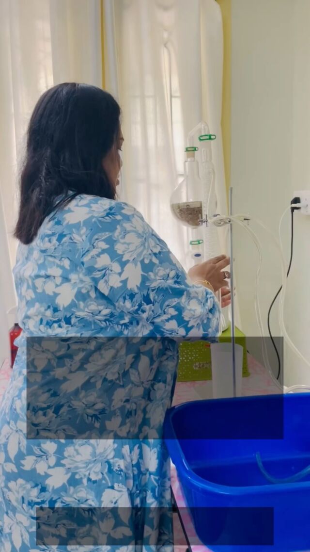 Aromatherapy session with our existing student Dr. Usha Nandini. Happy to see u again in our institution❤️

Aromatherapy course registration going on for our next batch June 3rd week 2024.

WhatsApp @9042783187
Registrations are open !!! See you soon!!

#pudhuyugamtv #aromatherapy #lotuswomencare